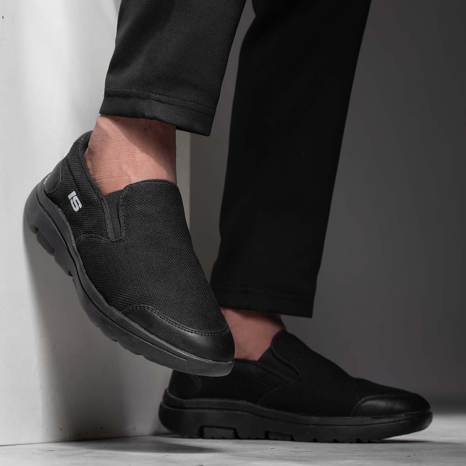 Cush Lite Men Sketcher