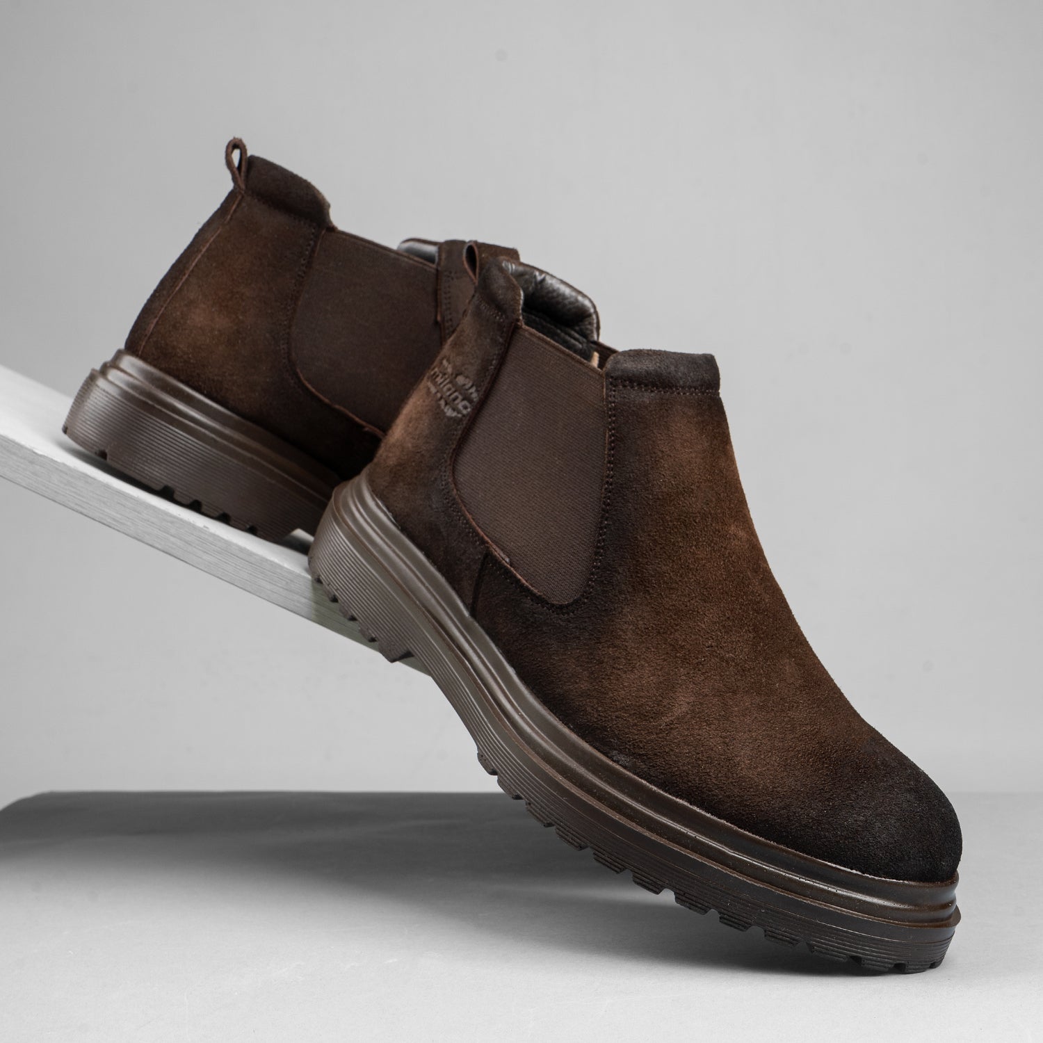 Reversed Chamois Boots