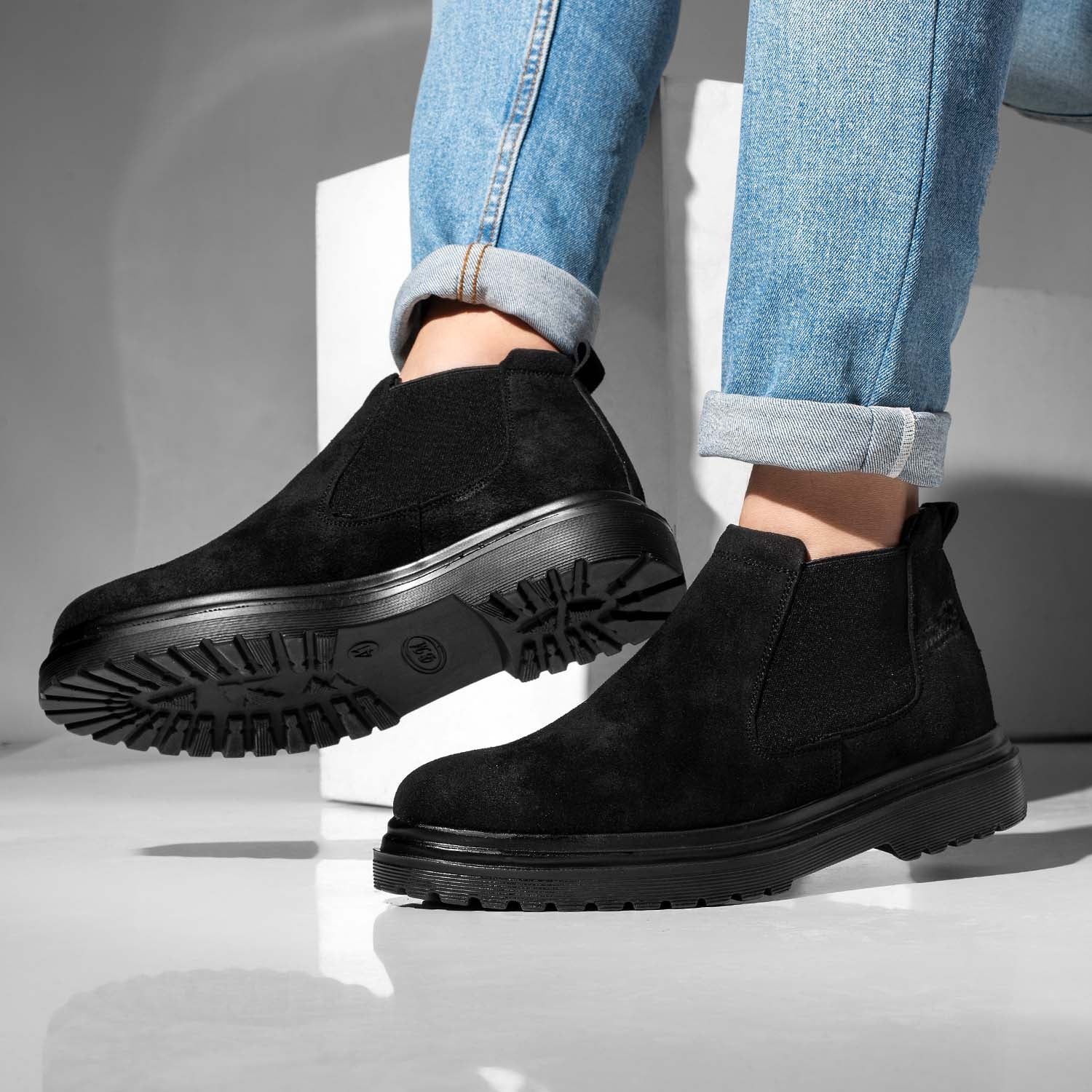 Reversed Chamois Boots