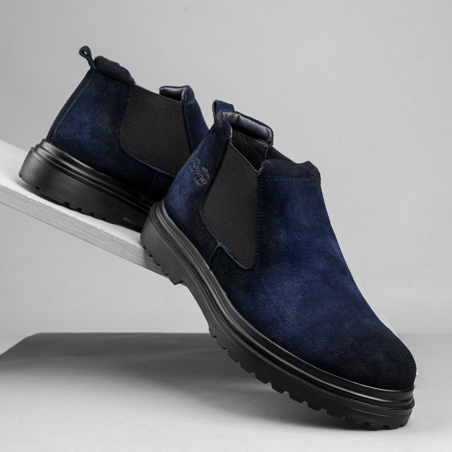 Reversed Chamois Boots