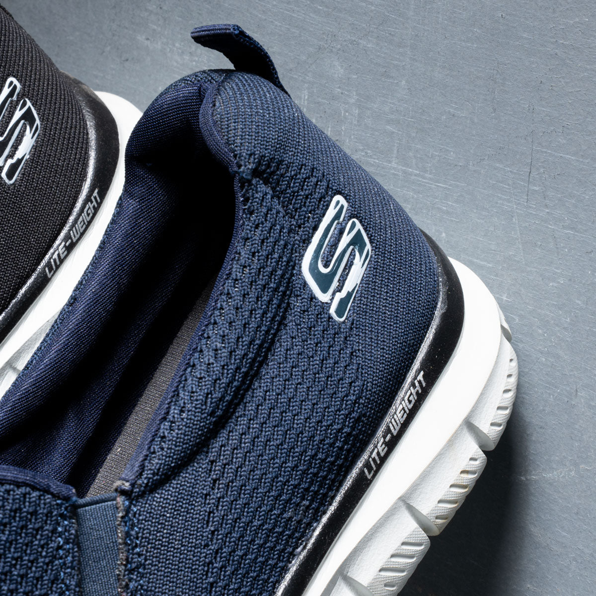 Classic Ease Men Skechers