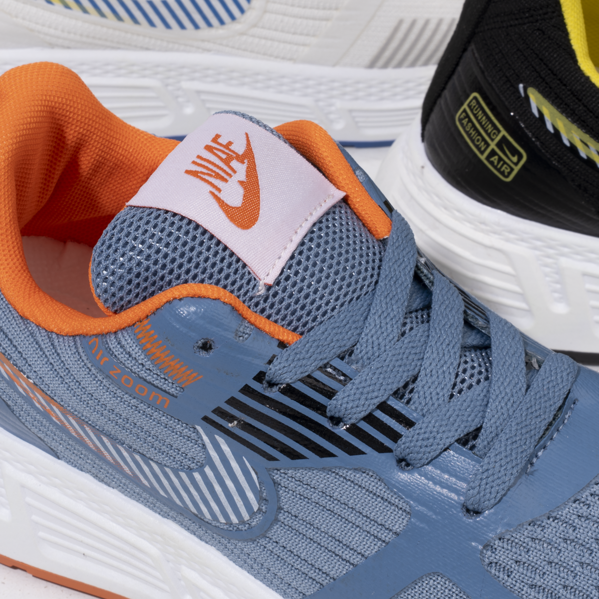 Women's Sneakers SV35