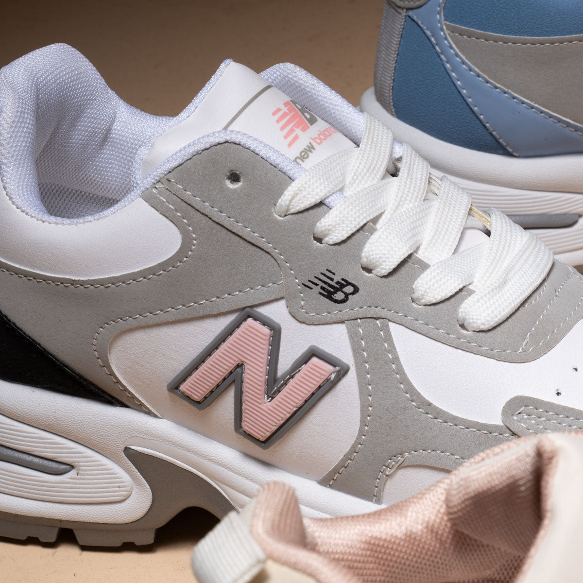 NB Women Sneaker