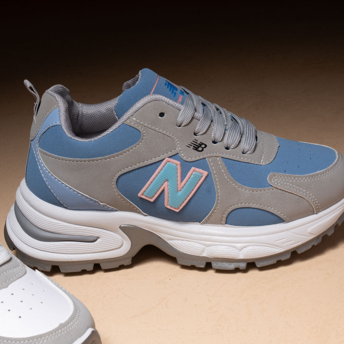 NB Women Sneaker
