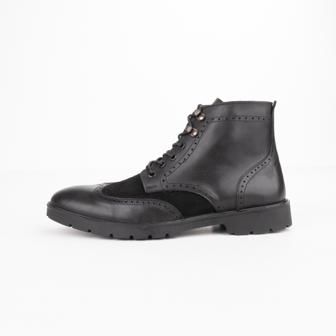Genuine leather Boots M26