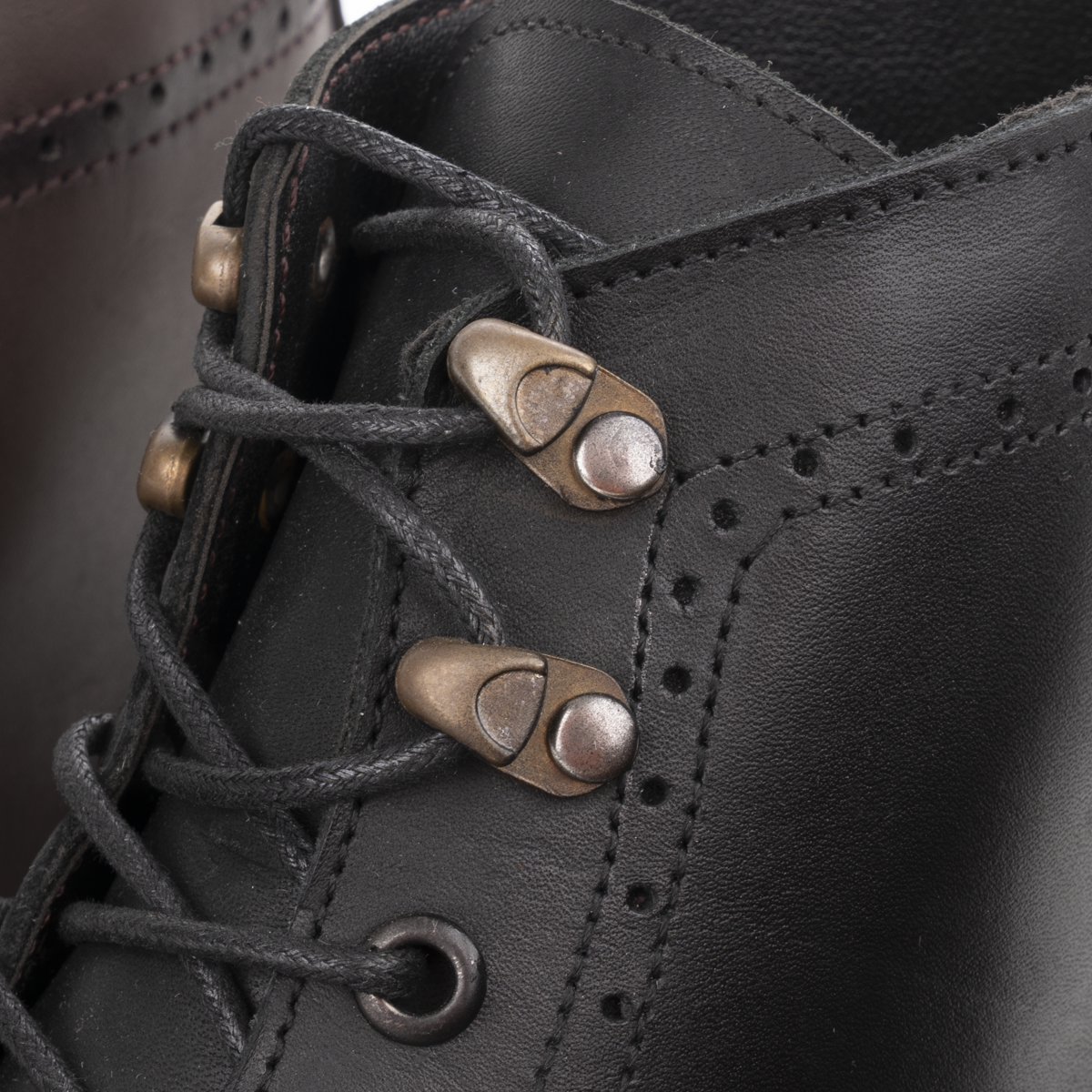 Genuine leather Boots M26