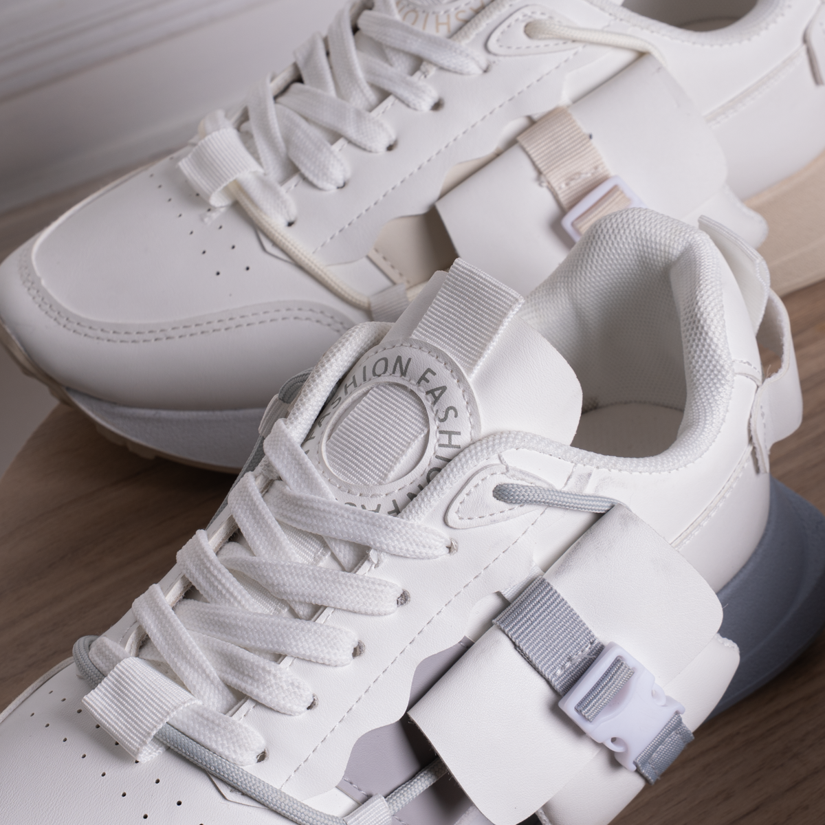 Fash Kick Sneakers For Women